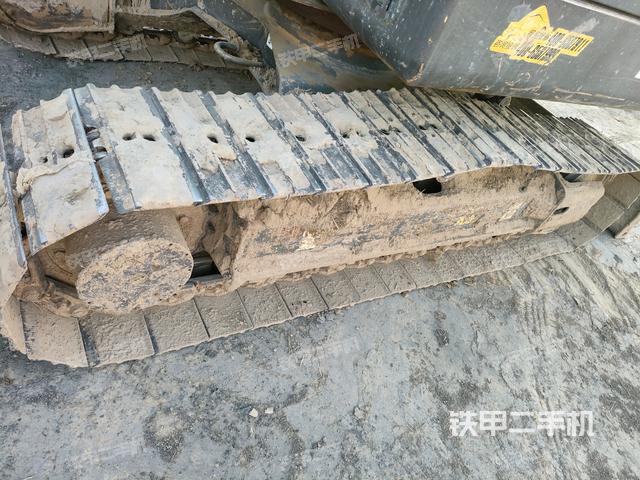 左側(cè)履帶整體?（行走機(jī)構(gòu)）