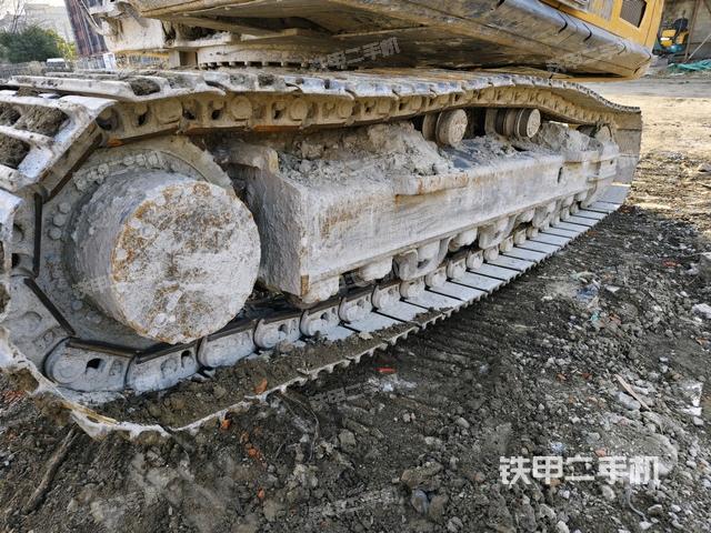 左側(cè)履帶整體?（行走機(jī)構(gòu)）