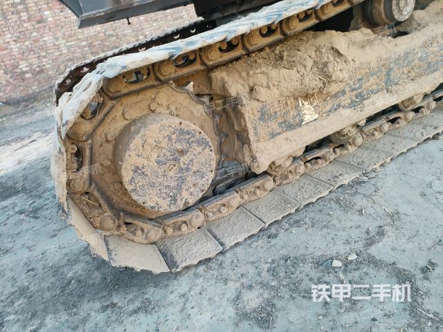 左驅(qū)動(dòng)輪（行走機(jī)構(gòu)）