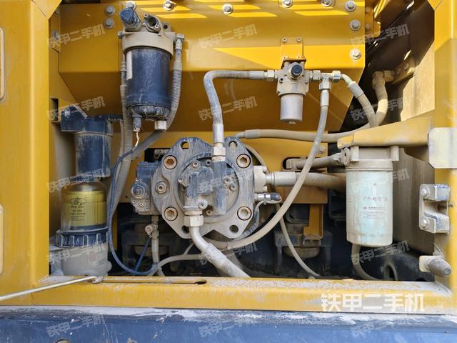 液壓泵室（大件艙室）