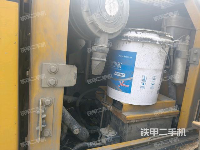 散熱器正面(大件艙室) 散熱器正面(大件艙室)