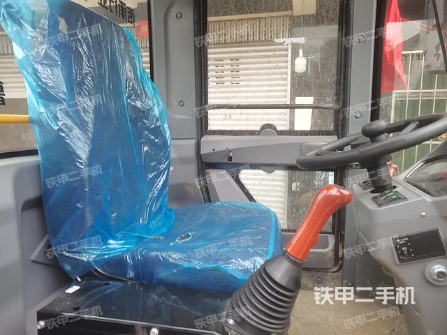 驾驶室工作台（整机外观及大件）