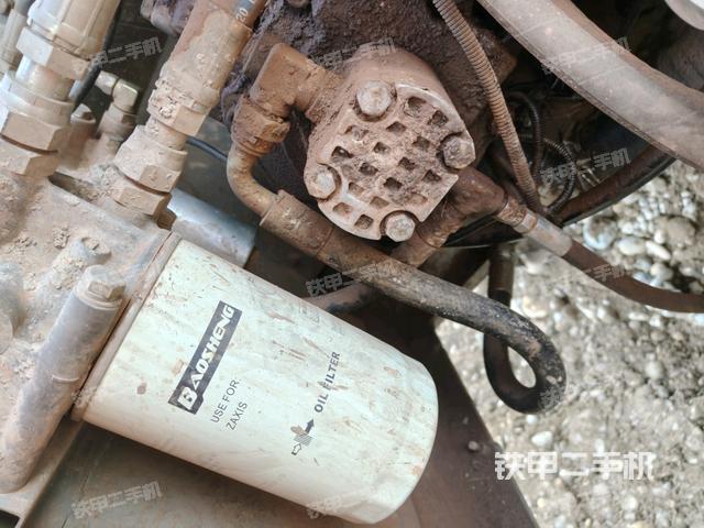 液壓泵斜45?左（大件艙室）