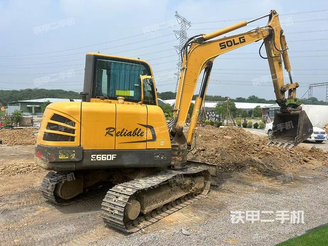 整机右后45°（整机外观）