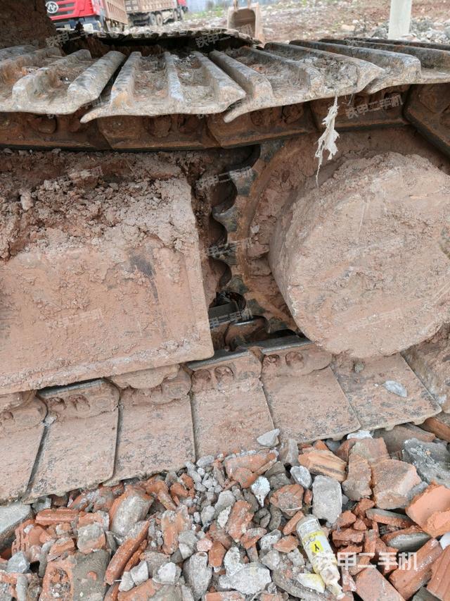 左側(cè)行走馬達蓋板（行走機構(gòu)）