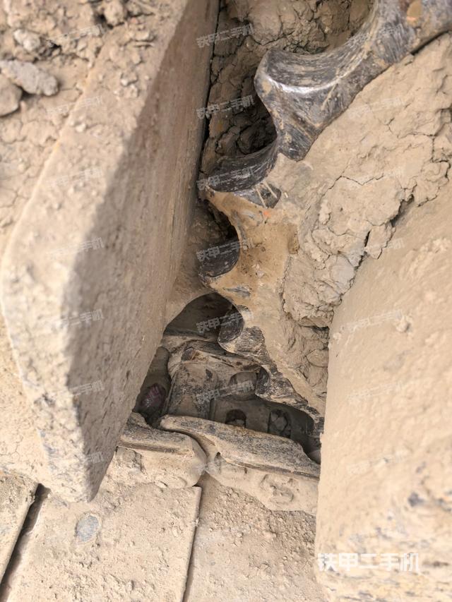 右導向輪(行走機構(gòu)) 右導向輪(行走機構(gòu))