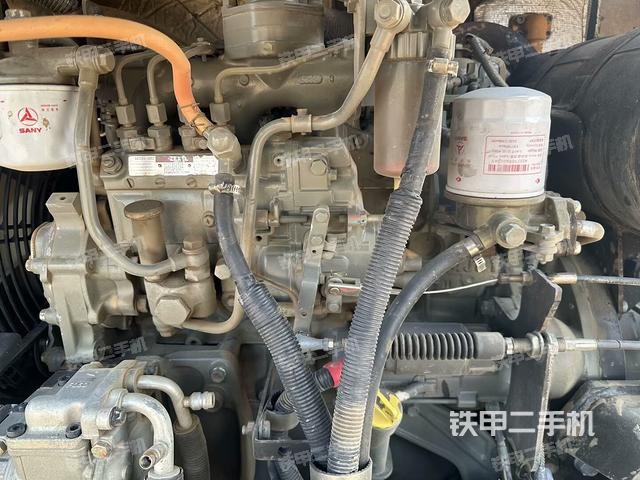 發(fā)動(dòng)機(jī)整體俯視（整機(jī)外觀）