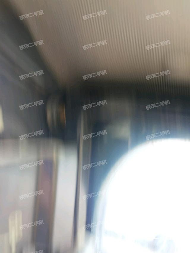 駕駛室左后45度(駕駛室部分) 駕駛室左后45度(駕駛室部分)