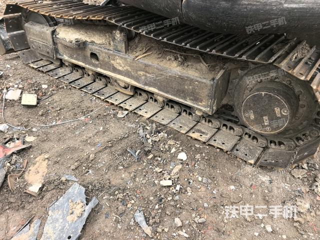 右側履帶整體?（行走機構）