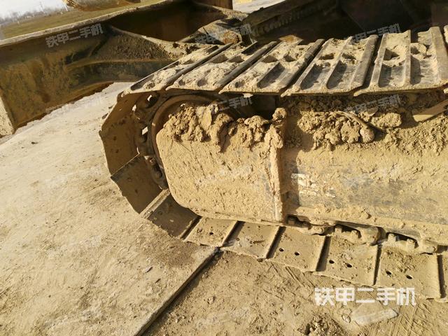 左驅(qū)動(dòng)輪（行走機(jī)構(gòu)）