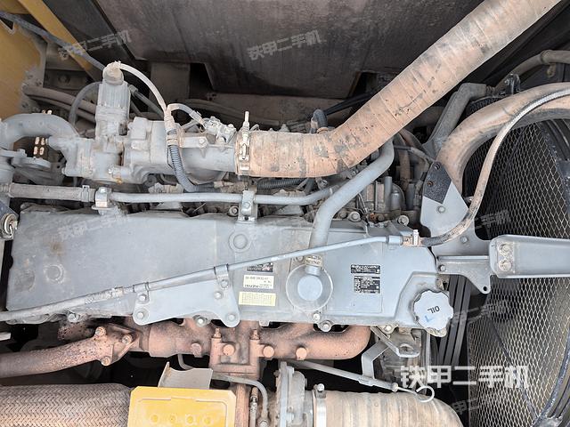 发动机整体俯视（整机外观）