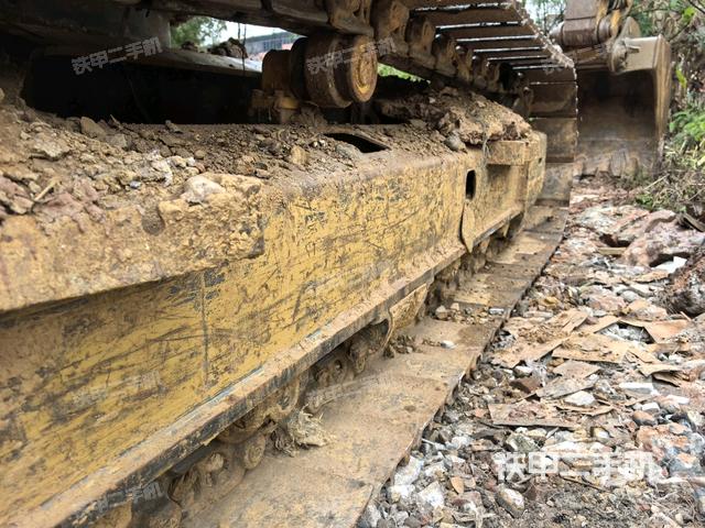 右側(cè)行走馬達(dá)蓋板（行走機(jī)構(gòu)）