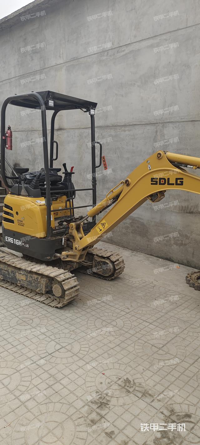 整机右后45°（整机外观）