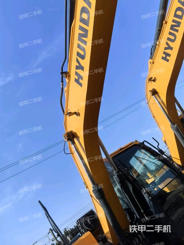 大臂整體?右側(cè)（工作和回轉(zhuǎn)裝置）