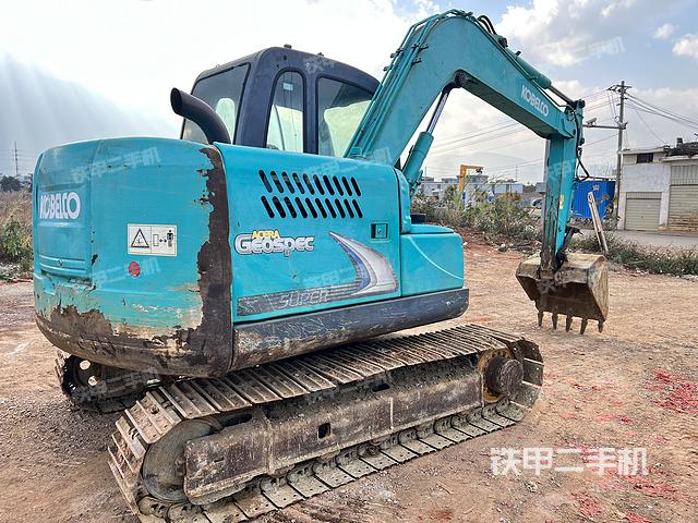 整機(jī)右后45°(整機(jī)外觀) 整機(jī)右后45°(整機(jī)外觀)