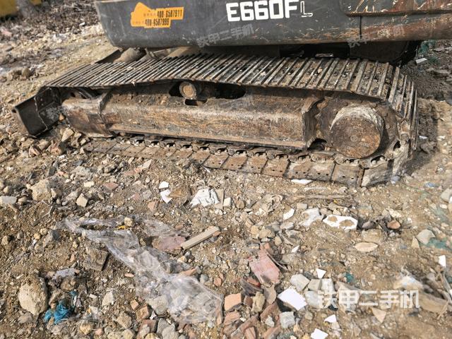 左側(cè)履帶整體?（行走機(jī)構(gòu)）