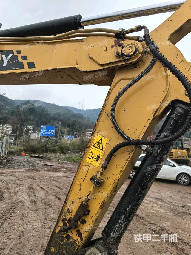 小臂整體左后（工作和回轉(zhuǎn)裝置）