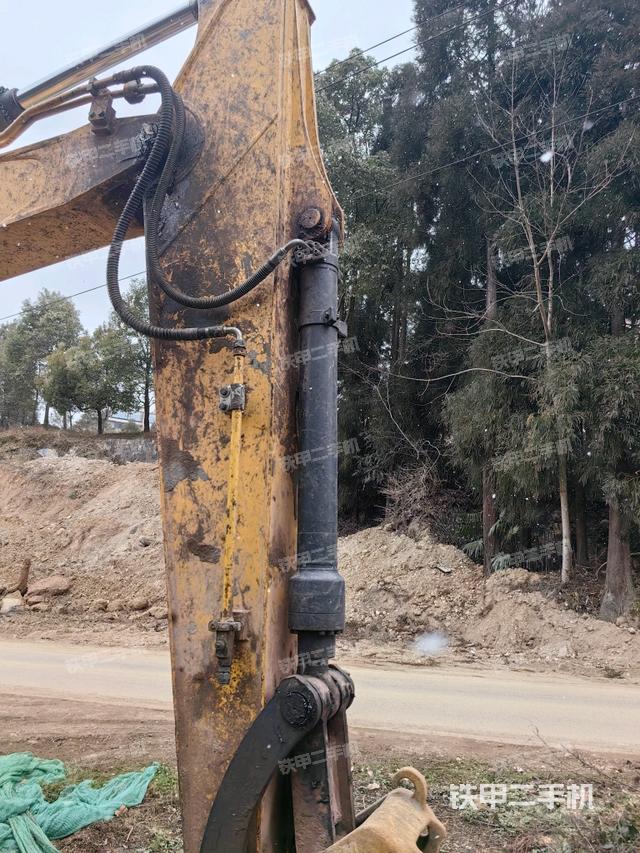 小臂整體左后（工作和回轉(zhuǎn)裝置）