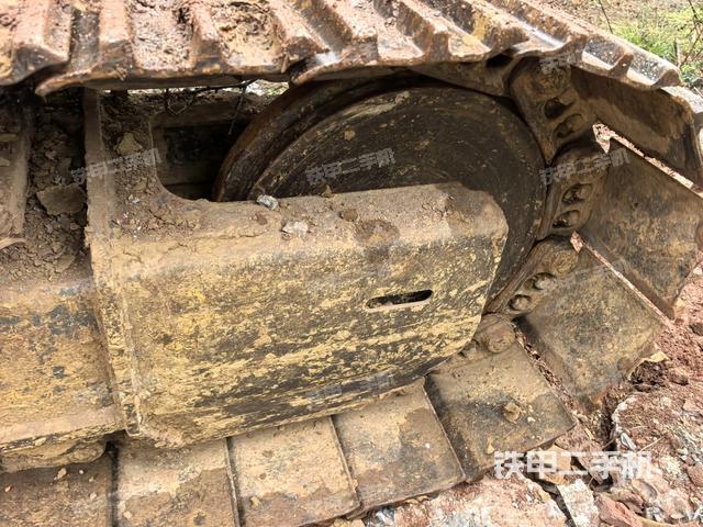 左導(dǎo)向輪（行走機(jī)構(gòu)）