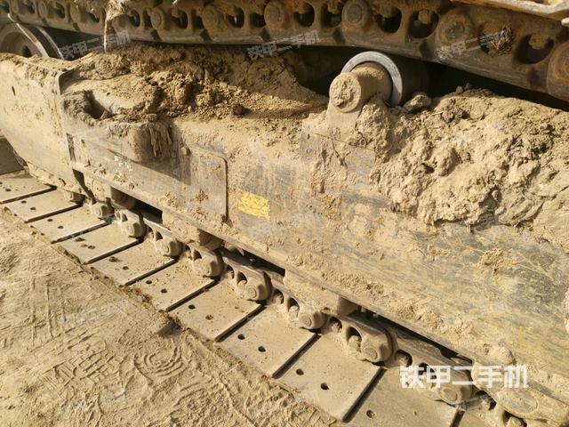 右導向輪(行走機構) 右導向輪(行走機構)