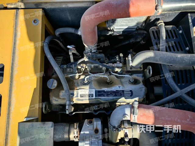發(fā)動(dòng)機(jī)室(上車(chē)部件) 發(fā)動(dòng)機(jī)室(上車(chē)部件)