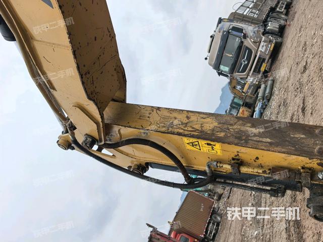 小臂整體右前（工作和回轉(zhuǎn)裝置）