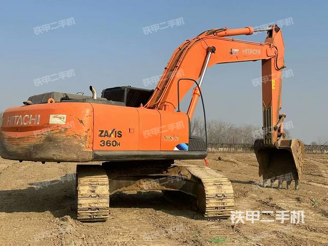 整機右后45°（整機外觀）