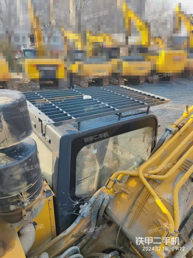 駕駛室頂部（整機(jī)外觀）