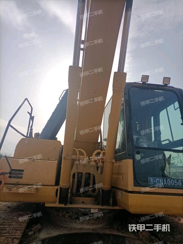 大臂油缸整體?豎拍（工作和回轉裝置）