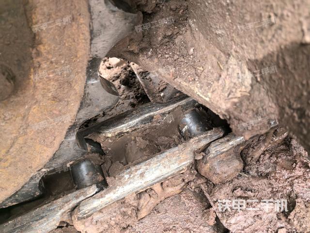 右側(cè)履帶整體（行走機(jī)構(gòu)）