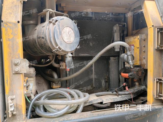 散熱器正面（大件艙室）