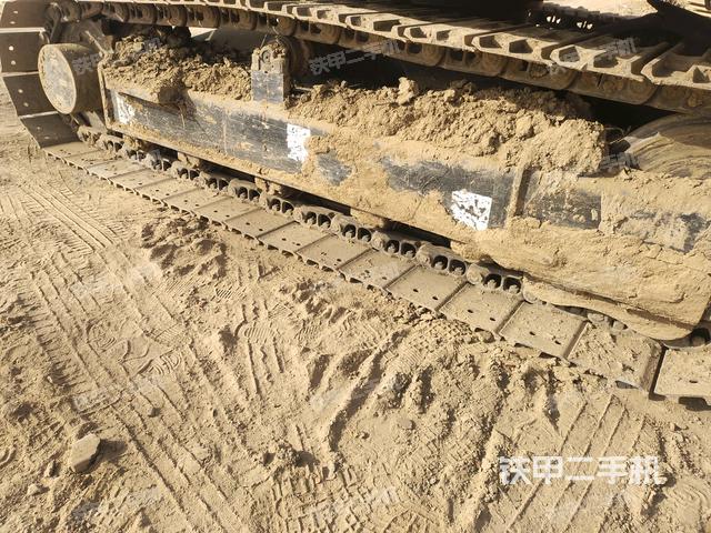 左側(cè)行走馬達(dá)蓋板（行走機(jī)構(gòu)）