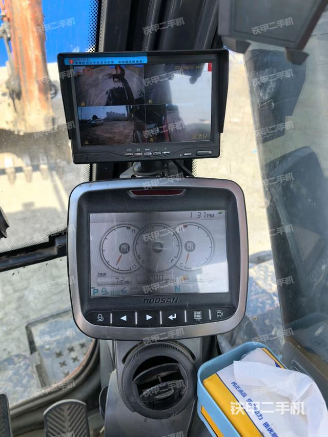 显示屏 （驾驶室部分）