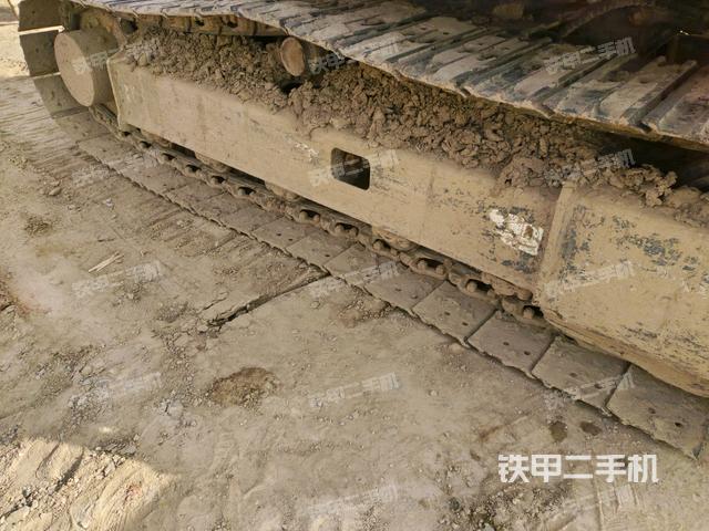 左側(cè)行走馬達(dá)蓋板（行走機(jī)構(gòu)）