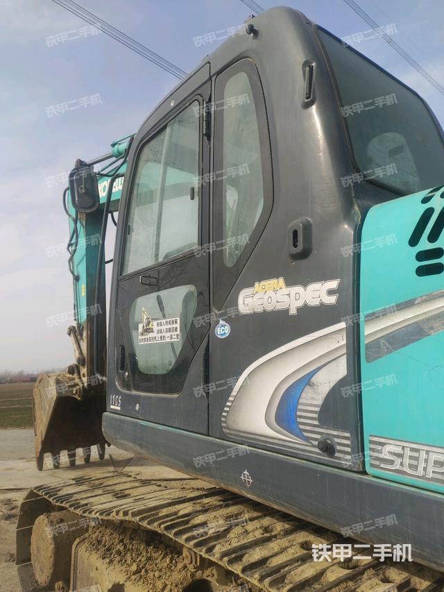 駕駛室左后45度（駕駛室部分）