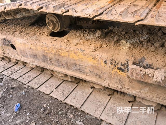 右側(cè)履帶整體（行走機(jī)構(gòu)）