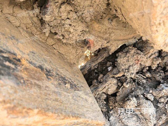 右驅(qū)動(dòng)輪(行走機(jī)構(gòu)) 右驅(qū)動(dòng)輪(行走機(jī)構(gòu))