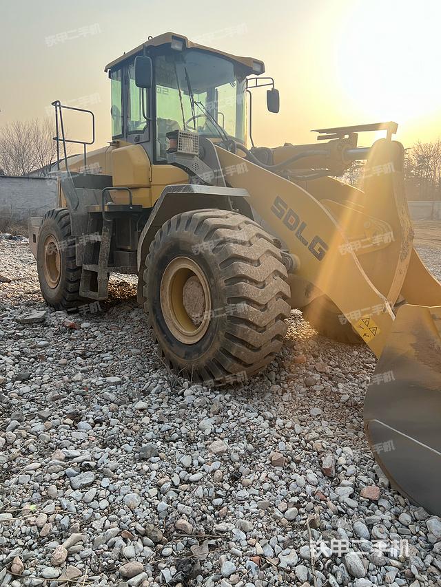 整機右后45°（整機外觀及大件）