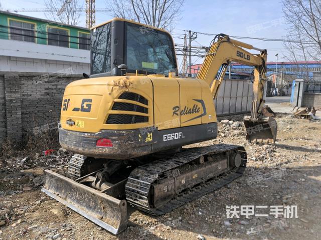右后45(整機外觀) 右后45(整機外觀)