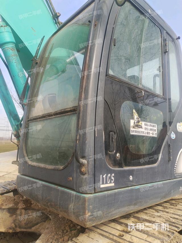 駕駛室左前45度（駕駛室部分）