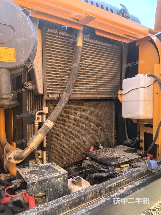 散熱器正面（大件艙室）