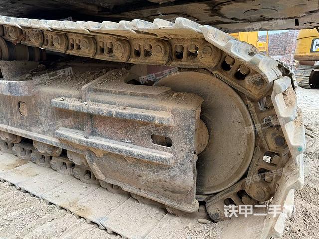 右驅動輪(行走機構) 右驅動輪(行走機構)