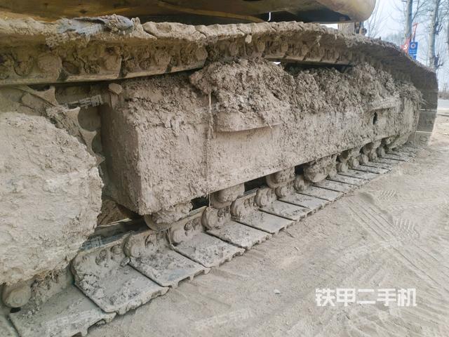 右驅(qū)動(dòng)輪（行走機(jī)構(gòu)）