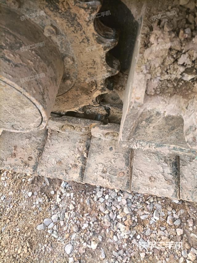 右驅(qū)動(dòng)輪（行走機(jī)構(gòu)）