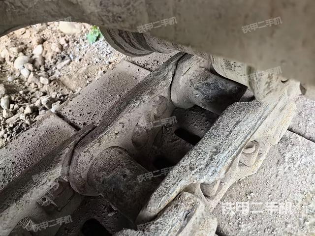 右驅(qū)動輪(行走機(jī)構(gòu)) 右驅(qū)動輪(行走機(jī)構(gòu))