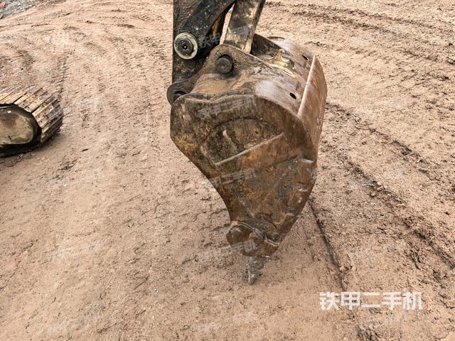 鏟斗45度（工作和回轉(zhuǎn)裝置）