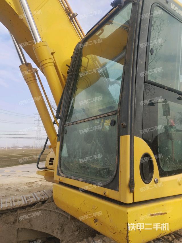 駕駛室左前45度（駕駛室部分）