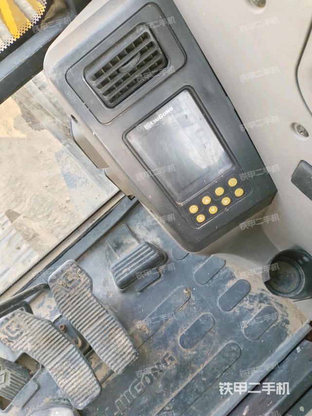 顯示屏?（駕駛室部分）