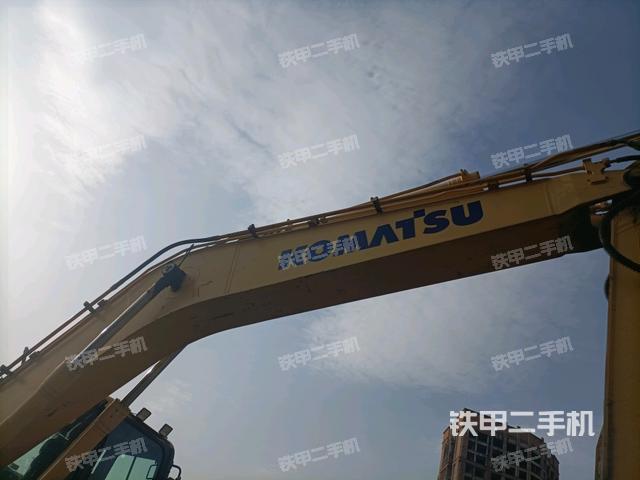 大臂整體?右側（工作和回轉裝置）