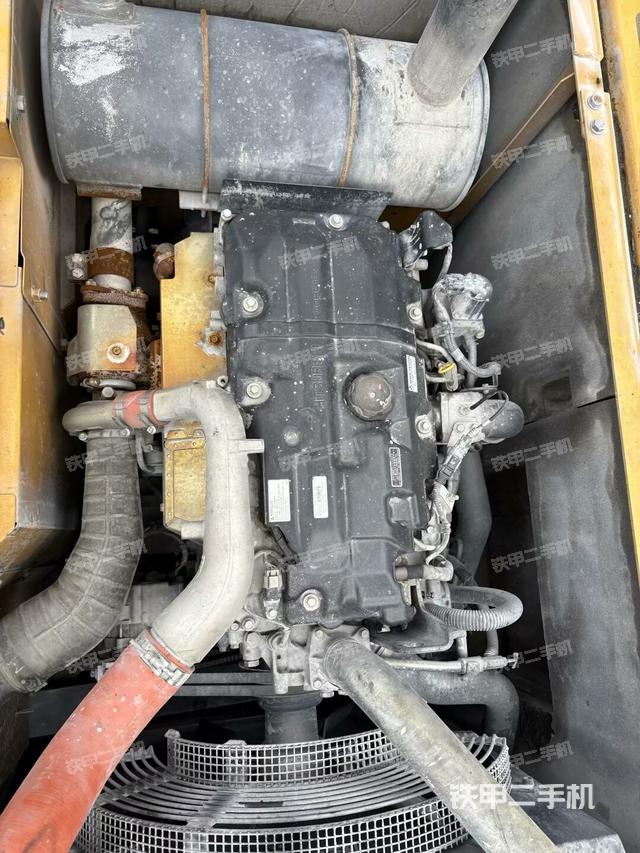 發(fā)動(dòng)機(jī)室(上車部件) 發(fā)動(dòng)機(jī)室(上車部件)